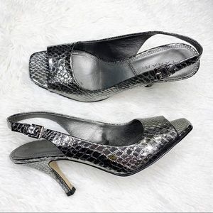 Tahari Robin metallic silver sling back heels 7.5 snakeskin square toe peep toe